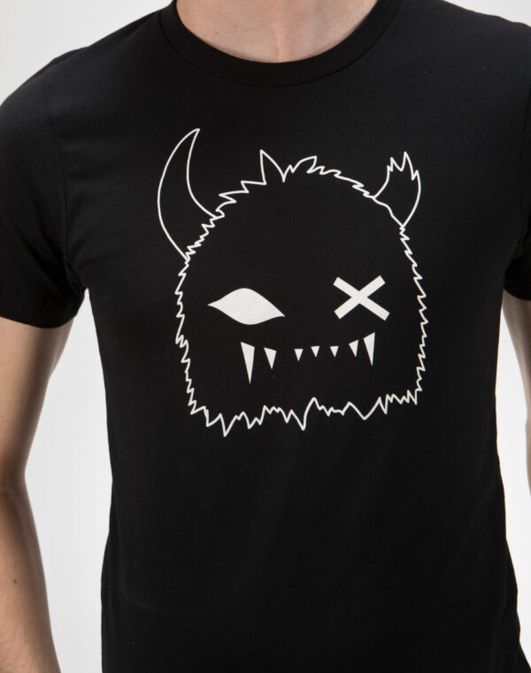 Snaggy Black and White Shirt
