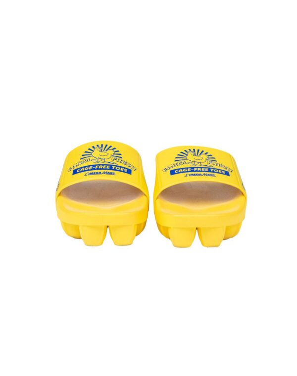 Cage Free Toes